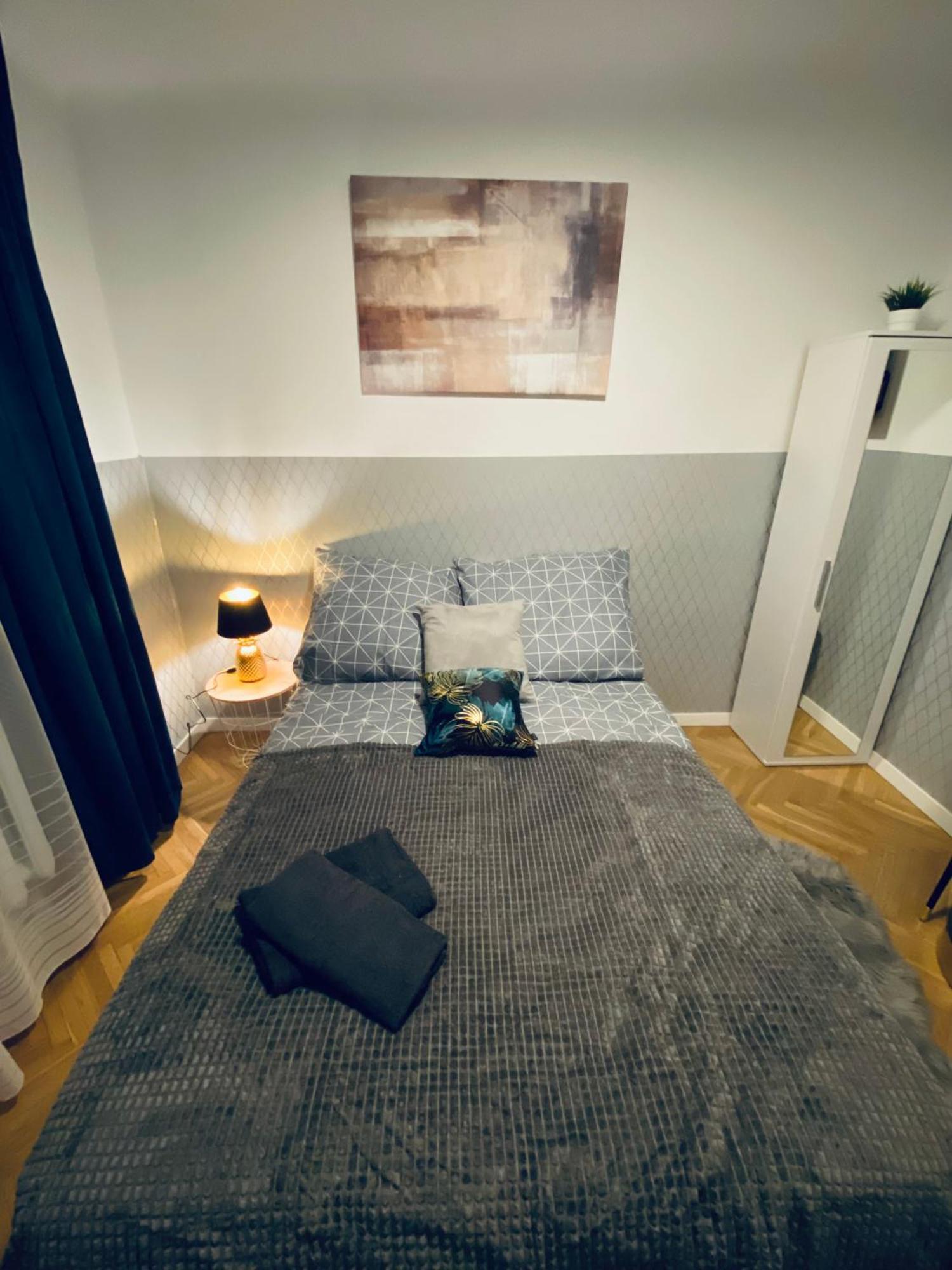 Clicktheflat Karmelicka Apart Rooms 华沙 外观 照片